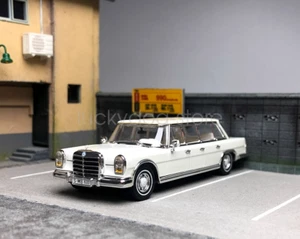DCM 1:64 White 1966 S600 Pullman Luxury Limousine Model Diecast Metal Car - Picture 1 of 5