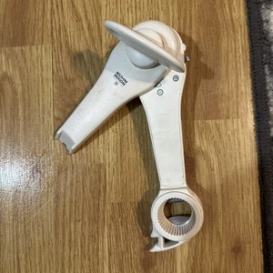 Kuhn Rikon Safety Master Can Opener For Cans, Bottles, Jars, - White - Picture 1 of 4