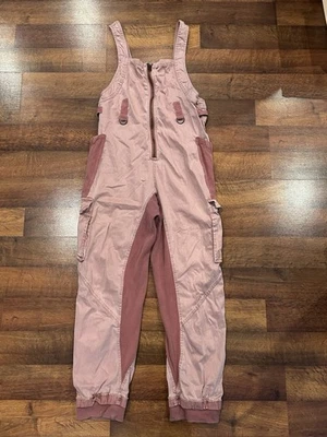 Free People Movement Fast Track One Piece en rosa marchita para mujer talla pequeña Foto 1 de 4