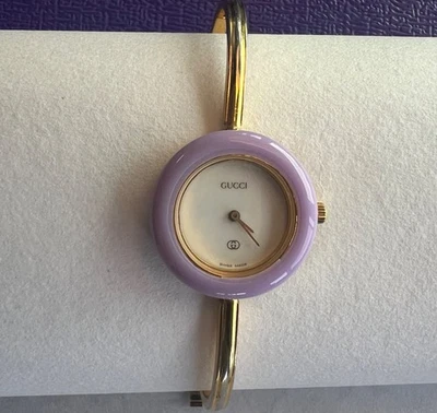 Gucci 1100 L Gold Watch with Interchangeable Bezels - Image 1 of 4