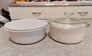 4 STCK. CORNINGWARE STONEWARE FRANZÖSISCH WEISS 1,5 QT. RUNDES AUFLAUFSET MIT DECKELN - Bild 1 von 7