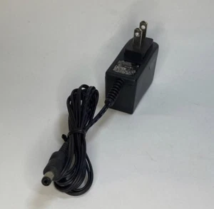 Hon-Kwang I.T.E Power Supply Model HK-Q106-A12  12V 0.5A - Picture 1 of 3