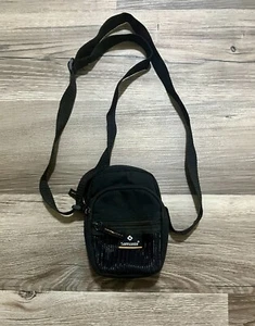 Vintage Samsonite Black 3 Pockets Small Camera Bag Travel Bag Shoulder Strap - Picture 1 of 5