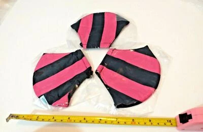 Washable Face Cover Fashion Mask Hot Pink Black classic retro style Adult + teen - Image 1 of 4