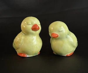 Set Of 2 Ducklings Salt and Pepper Shakers Yellow & Orange Vintage EUC - Picture 1 of 8