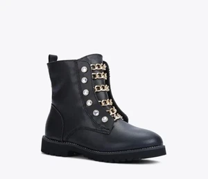 Size 10 Girl's KURT GEIGER MINI BAX Black Leather Ankle Boot - Picture 1 of 15