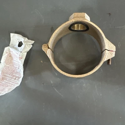 福特 4.5 英寸 X 1 英寸 AWWA 黄铜服务鞍座 23324 — 第 1/4 张图片