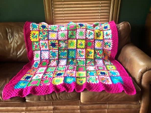 Hand Crochet Granny Square Blanket/Throw, Couch, Bed, Dorm, Travel, 52"x 53" NEW - Picture 1 of 16