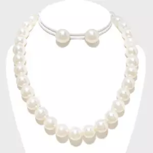 Juego de collar de perlas y pendientes planos crema perforada .04 - Imagen 1 de 1