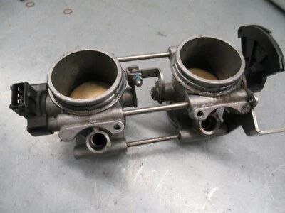 BMW 04-08 F800S 21k mi Throttle Bodies 13547678271 f800gt f800st fuel injection - Image 1 of 4