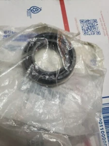 NEW 2004-2007 SATURN ION 2.0L L4 Seal, Frt Whl Drive Shaft GM 55353153 - Picture 1 of 3