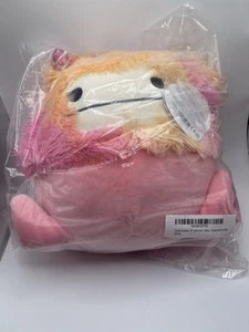 10” Caparinne Valentine’s Day Bigfoot NWT (Pink/Peach) Squishmallow - Picture 1 of 5