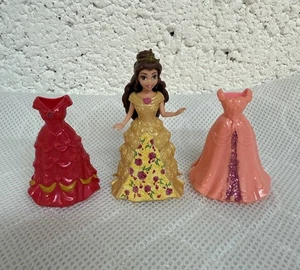 Disney Prinzessin Magiclip Magic Clip Puppe - Belle & 3 Kleid Mode Edition - Bild 1 von 3