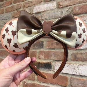 Disney- Parchi Gelato Cioccolato Popsicle Loungefly Minnie Orecchie Fiocco Cerchietto US - Foto 1 di 8