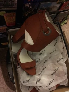Cognac Colored sandals - Picture 1 of 6