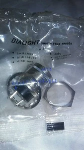 dialight 80-1363-05-311 (1 piece)                                         loc265 - Picture 1 of 6