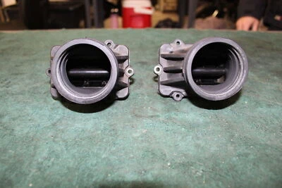 2011 Ski-Doo Summit X 800R Power TEK Intake Reed Block Assembly 420924792 Foto 1 de 4