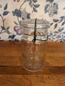 VINTAGE BALL ECLIPSE WIDE MOUTH CLEAR QUART FRUIT JAR WITH GLASS LID WIRE CLAMP - Foto 1 di 6
