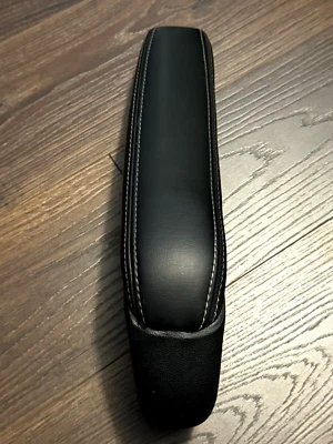 🔥2011-2020 Dodge Caravan Town Country Front Seat Arm Rest Black Leather RH Oem - Изображение 1 из 4