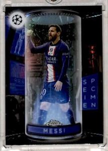 Esemplari Topps Chrome 2022 competizioni UEFA Club Lionel Messi Paris - Foto 1 di 2