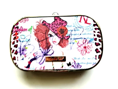 Embreagem Nicole Lee rígida articulada forrada pequena - Imagem 1 de 4