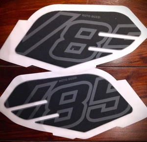 Tankpads V85 Negros - Imagen 1 de 1