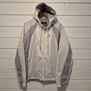 Nike Jordan Essentials Woven Jacket (DJ9828 104) Size Medium Super Jacket - Picture 1 of 19