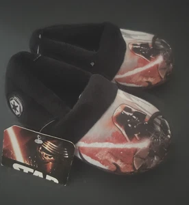 Jungen Größe 7-8 Hausschuhe Disney Star Wars Velours kuschelige Slipper Memory Foam - Bild 1 von 7