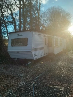 Franklin Moblie Trailer Home - Image 1 of 4