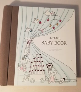 Le Petit Baby Book (Hardback or Cased Book) New - Imagen 1 de 4