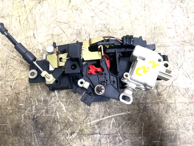 AUDI A6 S6 RS6 C5 1998-2005 - ACTUADOR MANIJA ESCOTILLA MALETERO TRASERO  Foto 1 de 4