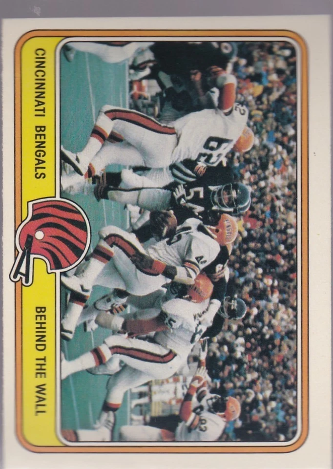 1981 FLEER FOOTBALL #9 CINCINNATI BENGALS NMMT/MINT *54504 - Image 1 of 1