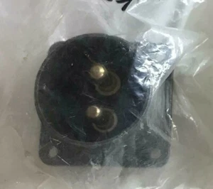 Amphenol MS3102E24-9P Circular CONNECTOR Copper Alloy 80A - Picture 1 of 2