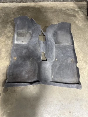 Jeep Cherokee XJ 1997-2001 alfombra delantera gris OEM (Y01) Foto 1 de 4