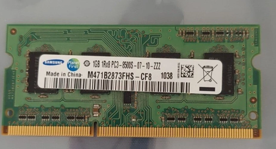 Samsung 1GB 1Rx8 PC3-8500S M471B2873FHS-CF8 RAM Laptop Memory SODIMM Chip - Image 1 of 4