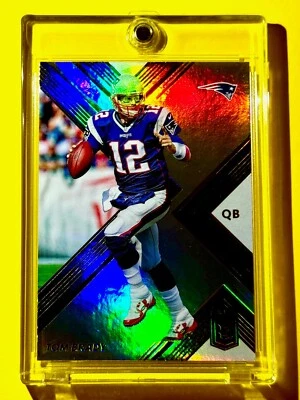 Tom Brady RARE DONRUSS ELITE FOIL REFRACTOR NEW ENGLAND PATRIOTS INVESTMENT CARD - Image 1 of 4