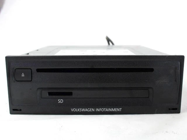 3Q0035819A ECU Autoradio Cd-Player VOLKSWAGEN Golf Sportsvan 1.6 D 81KW - Bild 1 von 2