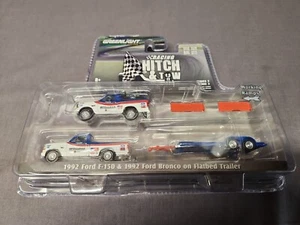 GREENLIGHT 1:64 1992 FORD F-150 TRUCK & FORD BRONCO BFGOODRICH 31110A - Picture 1 of 5