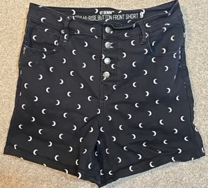 Hot Topic Black Denim Shorts Moons Ultra High Rise Button Front Stretch Size 9 - Picture 1 of 11