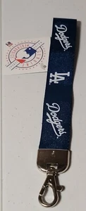 LOS ANGELES DODGERS HIGH QUALITY POPULAR DESIGN KEYCHAIN - Picture 1 of 2