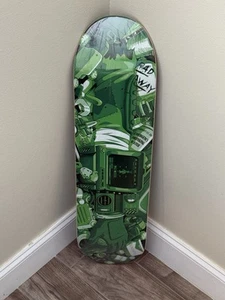 Fallout Wasteland Inventory Skate Board Deck Figure Skateboard Pip Boy Bethesda - Picture 1 of 3