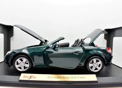 Modellino auto scala 1:18 Mercedes benz SLK Class diecast modellismo statico car - Immagine 1 di 4