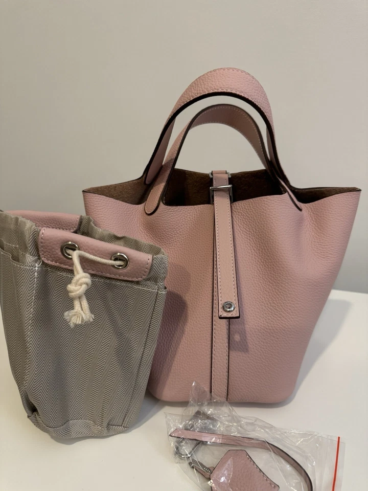 Bucket Tote in 3Q Rose Sakura - Imagem 1 de 4