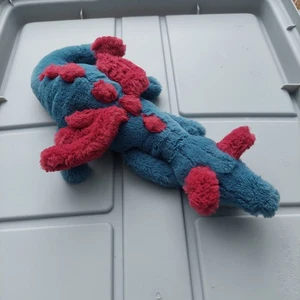 Alas de peluche Jellycat Little Dexter dragón granate azul 12" - Imagen 1 de 4