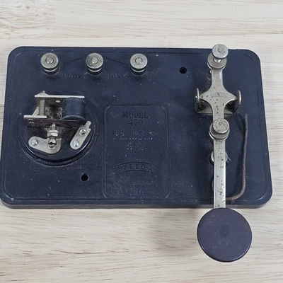 Vintage E.F. Johnson Co SPEED-X Model 450 Telegraph Practice Set Morse Code - Image 1 of 4