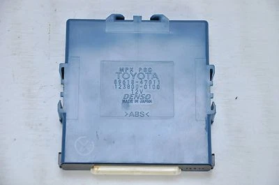 Toyota Prius 2005 OEM fuente de alimentación computadora 89618-47011 Denso  Foto 1 de 4