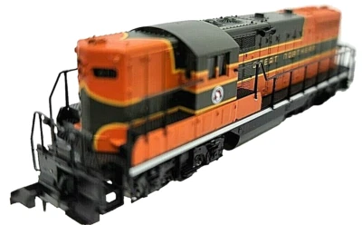 N ATLAS 48024 EMD GP-7 Great Northern #611 (Tested) LNIB - Image 1 of 4