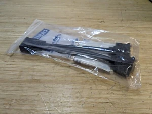 STARTECH DMS-59 TO DUAL-DVI 8" ADAPTER NEW (3393) - Bild 1 von 3