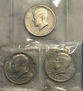 1971 P D S Kennedy Half Dollar - Proof & BU 3 Coin Lot - Mint Cello Uncirculated - Picture 1 of 3