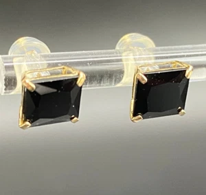 14K Solid Gold Earrings 7mm Square Black CZ Basket Stud - Picture 1 of 9